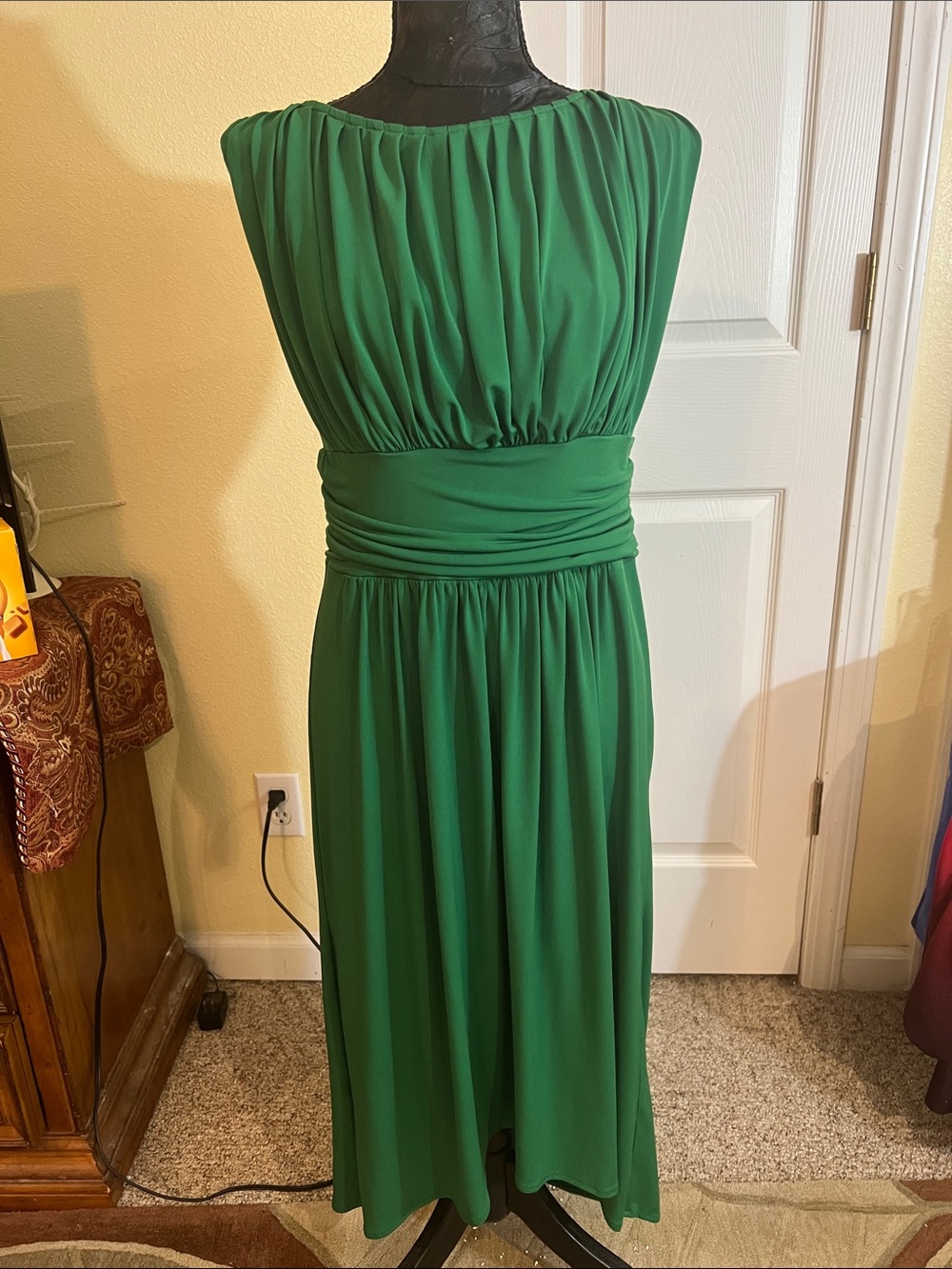Aa Studio Emerald Green Sleeveless Midi Dress
